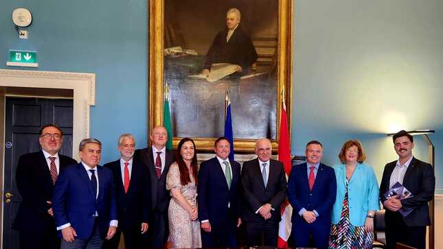 El miércoles 2 de julio, el Viceministro de Relaciones Exteriores del Perú, Emb. Félix Denegri sostuvo un encuentro con el recientemente formado Grupo de Amistad Parlamentaria Irlanda-Perú