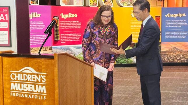  INAUGURA EXPOSICIÓN “TAKE ME THERE: PERÚ” EN MUSEO INFANTIL EN INDIANÁPOLIS