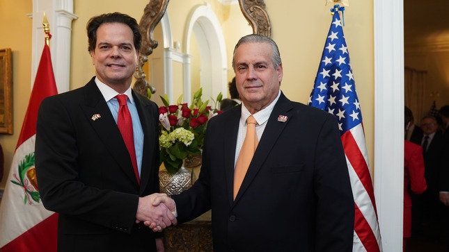 Embajadores Navarro y Ferrero