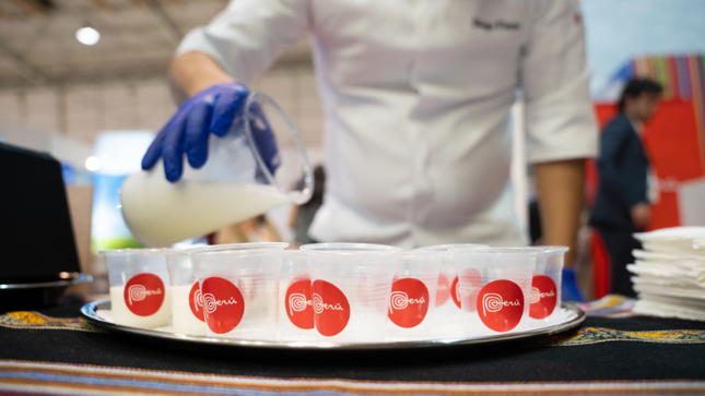 Pisco sour destaca en la principal feria de turismo de Portugal 1